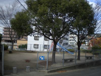 香椎駅東４号公園