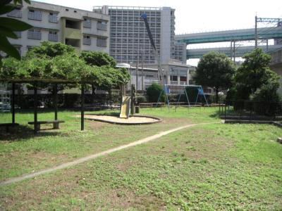 堅粕中公園