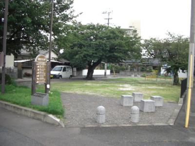 諸岡５号公園