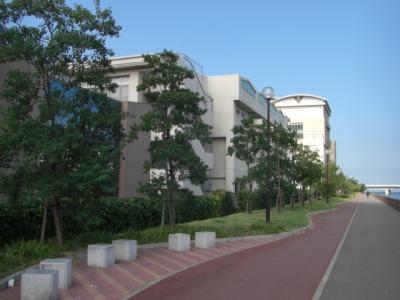 菰川河畔緑道