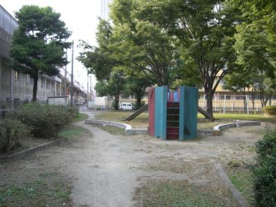 大橋東公園