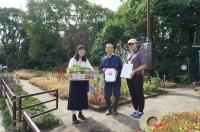 写真中央：代表 秀平さん